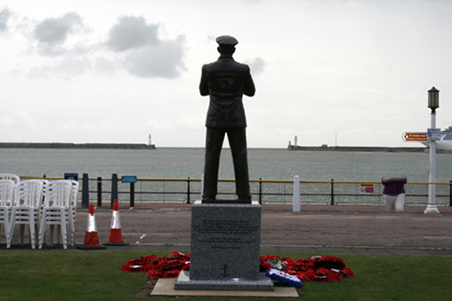 Merchant Navy Memorial, lifesize, Dover